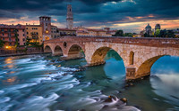 Италия, Italy, Verona, Верона, мост понте пьетра, ponte pietra, река а